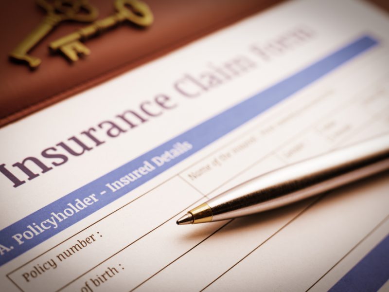 When to Hire an Insurance Claims and Dispute Lawyer